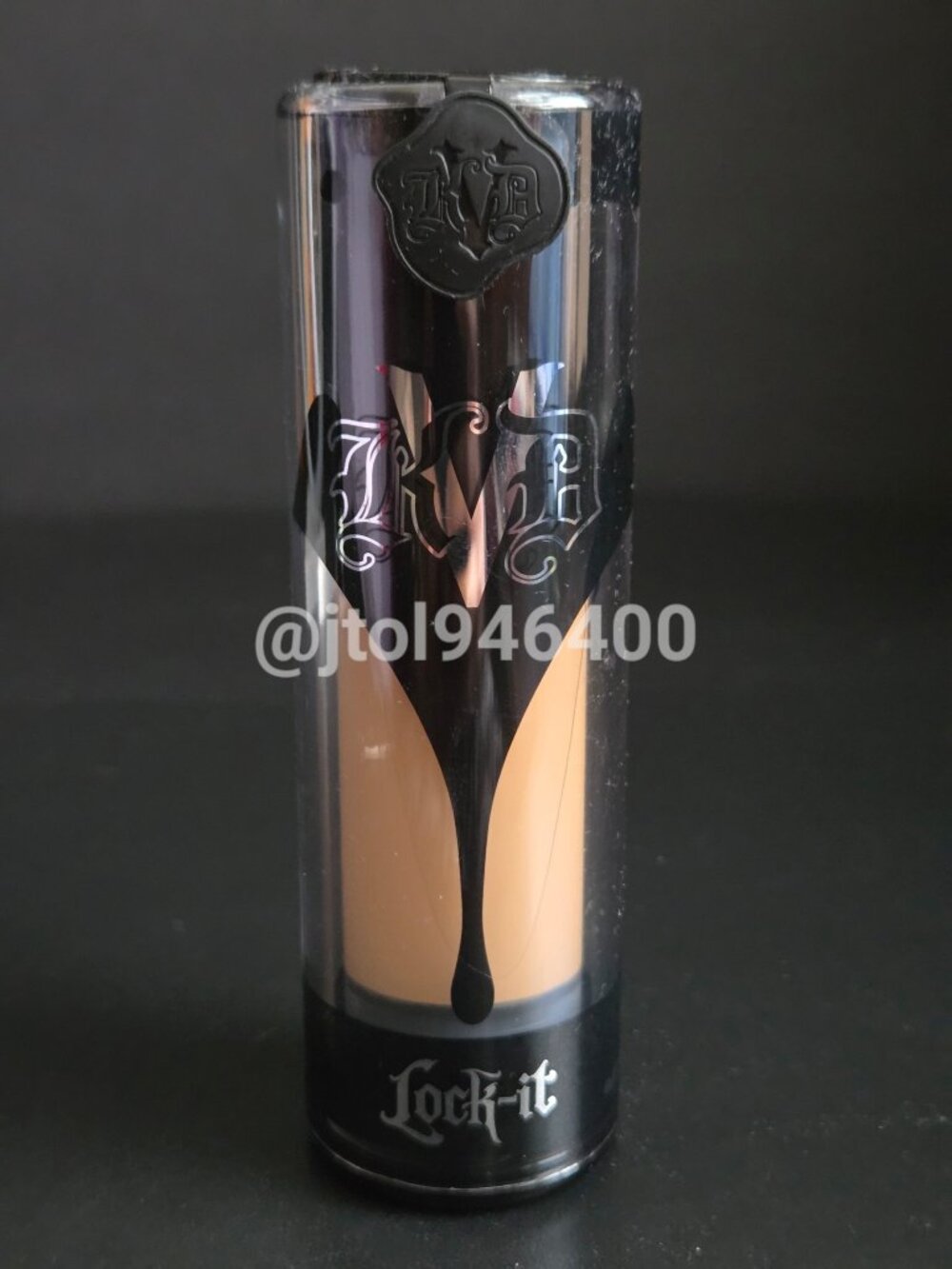 Kat Von D Medium 53 Warm Lock It Foundation
